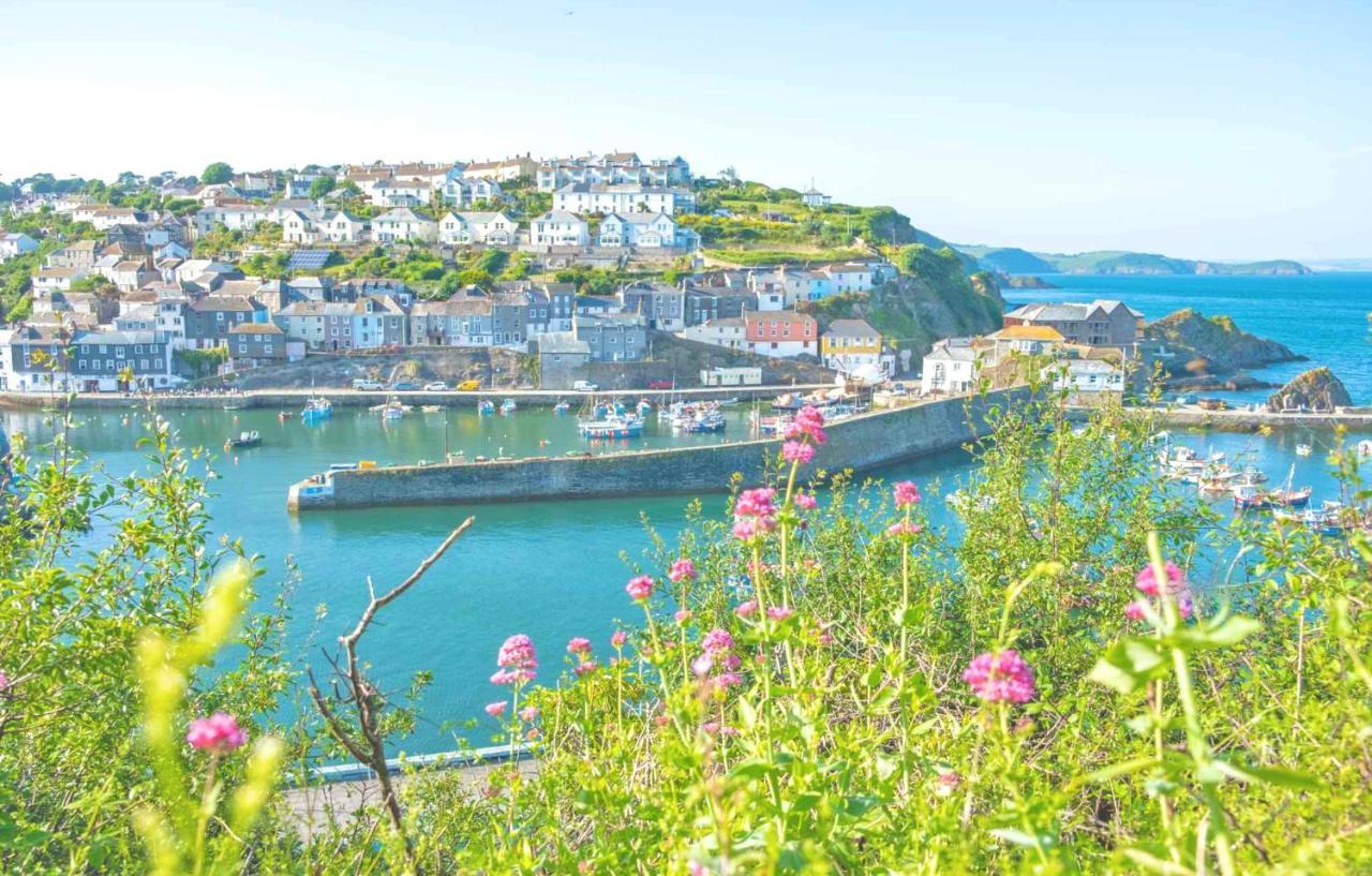 Idyllic Cornish Cottage, Superking Bed, Private Garden Dogs Welcome Truro Eksteriør bilde