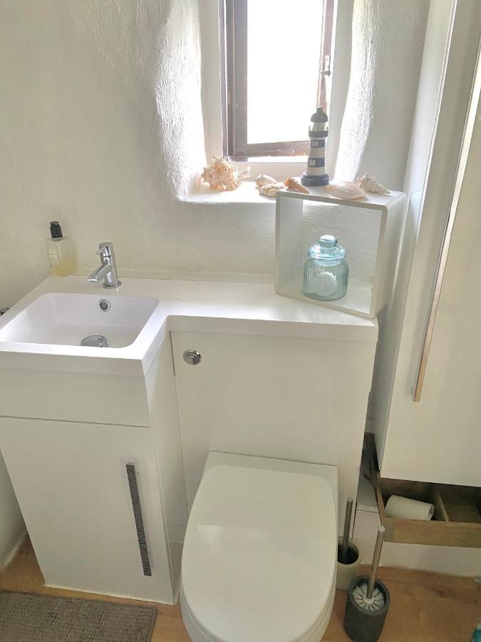 Idyllic Cornish Cottage, Superking Bed, Private Garden Dogs Welcome Truro Eksteriør bilde